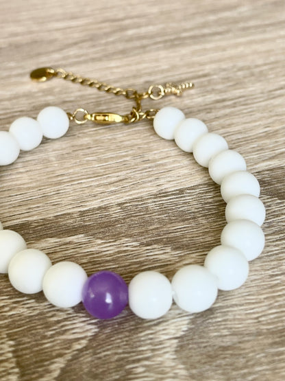 Bracelet dizainier Blanc et perlé violet